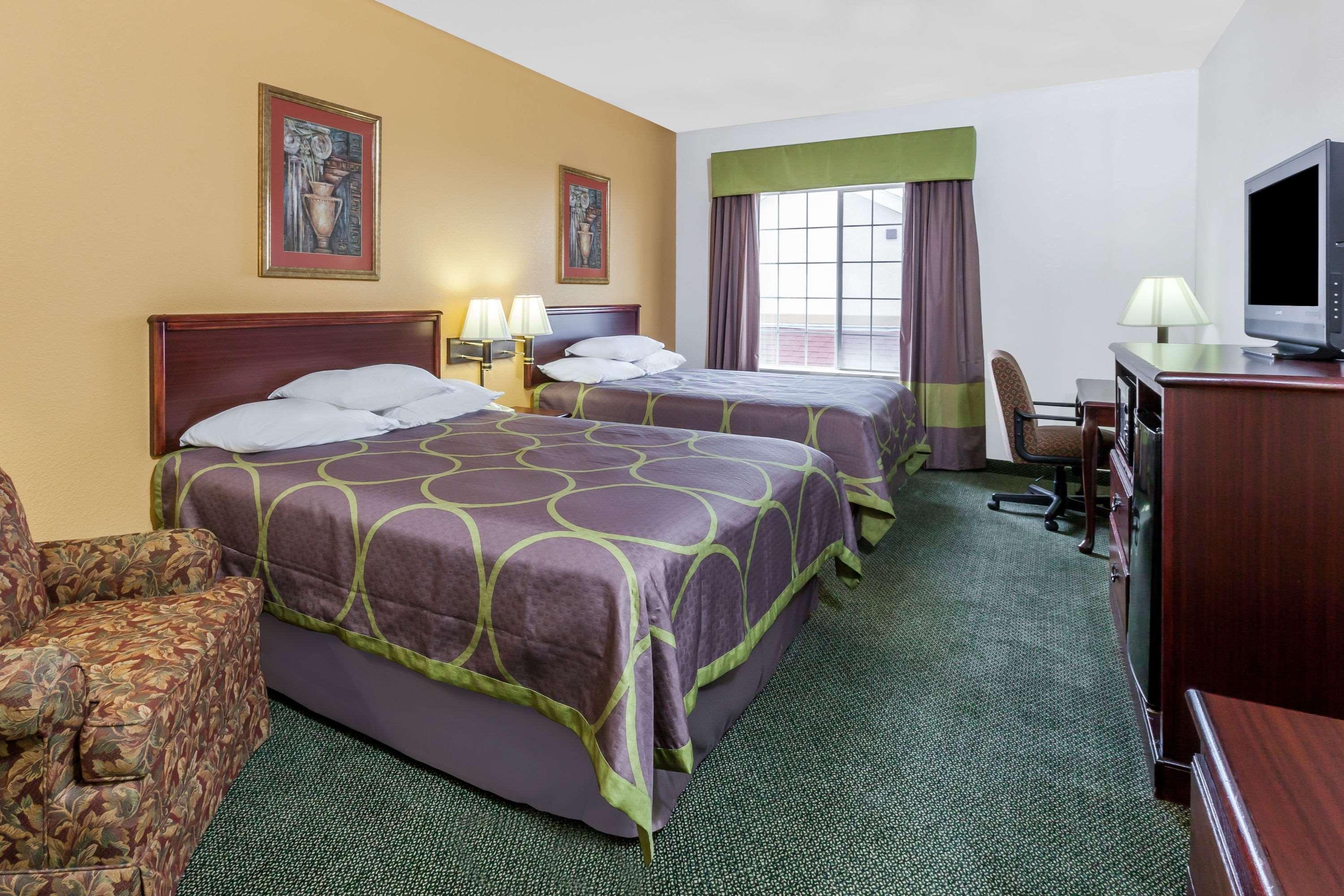 Hotel Super 8 By Wyndham Tx Hillsboro