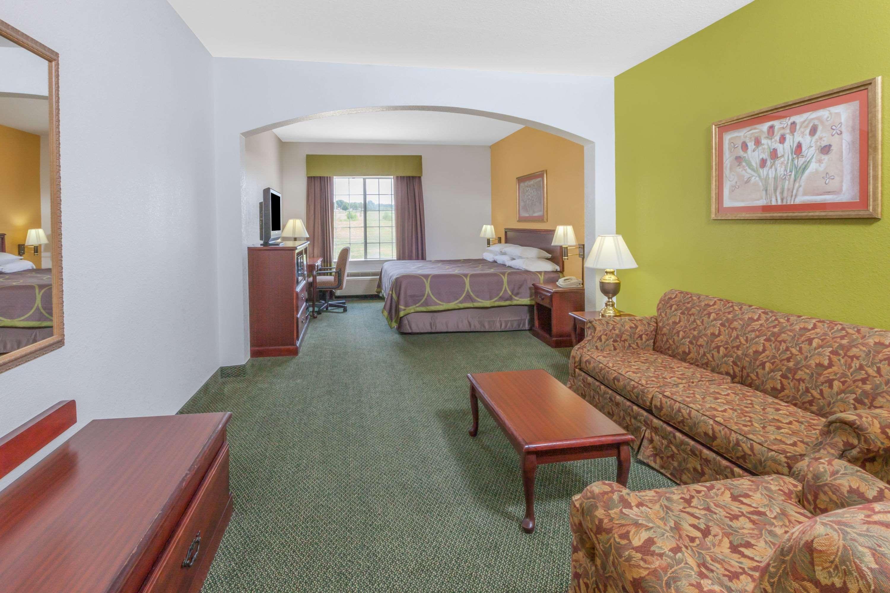 Hotel Super 8 By Wyndham Tx 2*