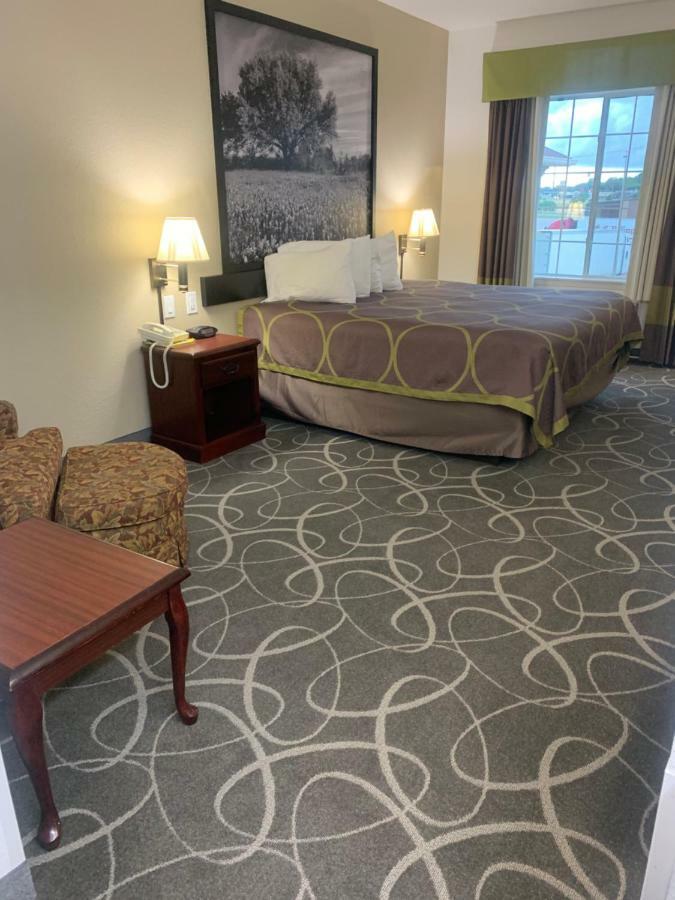 Hotel Super 8 By Wyndham Tx Hillsboro