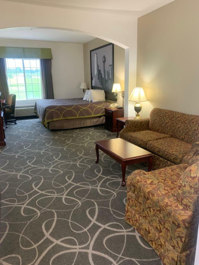 Super 8 By Wyndham Tx Hotel Hillsboro
